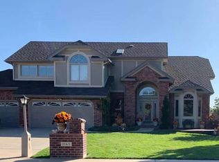 1145 Twin Peaks Cir, Longmont, CO 80503