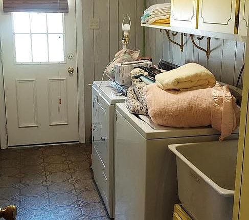 4th image of 503 Balsam Rd