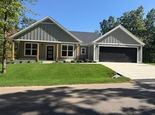 1 Clee Ln, Bella Vista, AR 72714