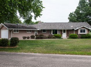 2755 Riverside Ln NE, Rochester, MN 55906