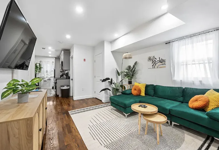 131 Bristol St #2 — Photo 7