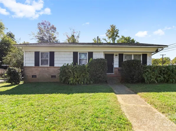 2633 Westhampton Dr, Charlotte, NC 28208