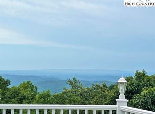 322 Greystone Dr, Boone, NC 28607