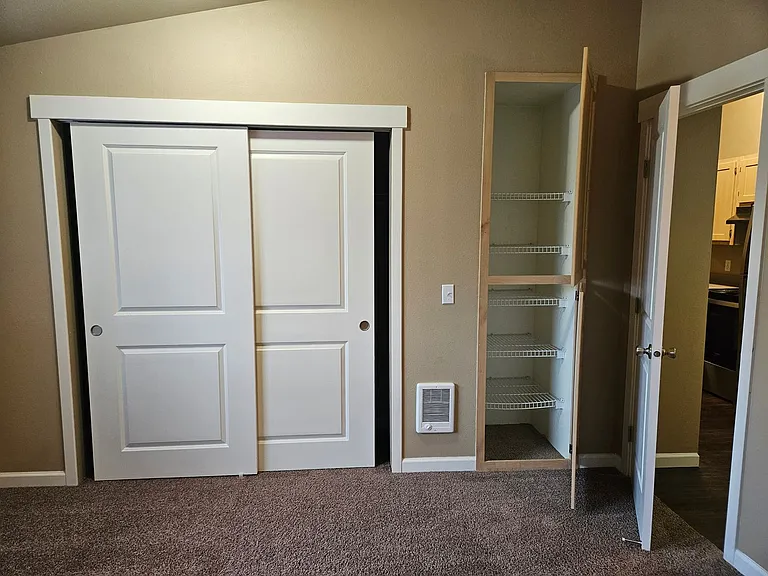 Vista Pointe Apartments in South Salem Oregon Comfortable Living Near Shopping and I5 — Photo 82