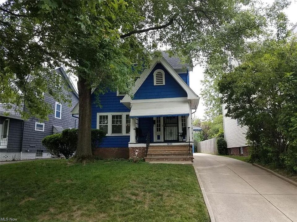 2nd image of 2039 Rossmoor Rd