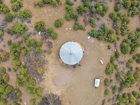 4th image of 1757 Lower Camp Rd