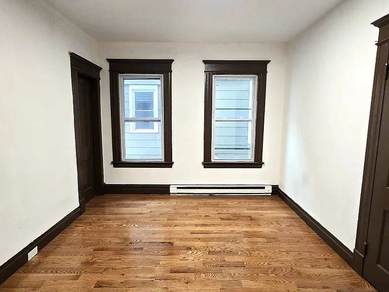 203 Cooke St — Photo 6