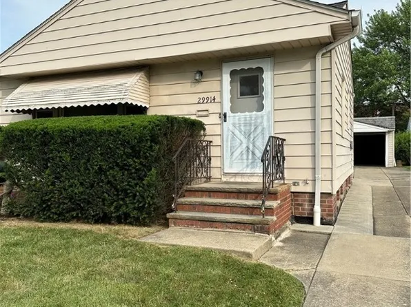 29914 Truman Ave, Wickliffe, OH 44092