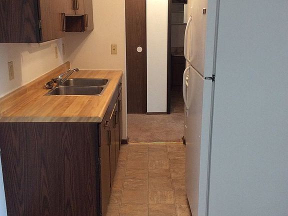 4th image of 1612 Prairie Ave #10832634