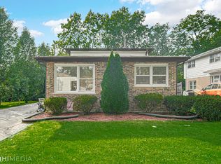 18124 Rockwell Ave, Homewood, IL