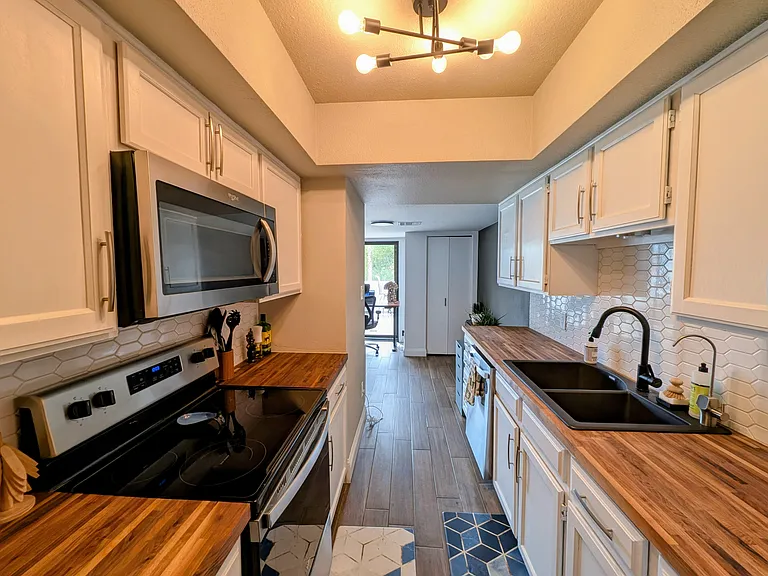 E Sandpiper Dr — Photo 14