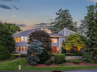 15 Deer Run, Rye Brook, NY 10573