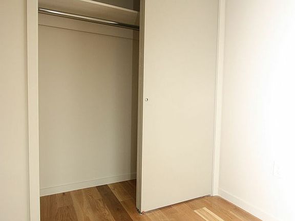 4th image of 29 Macdonough St APT 4F