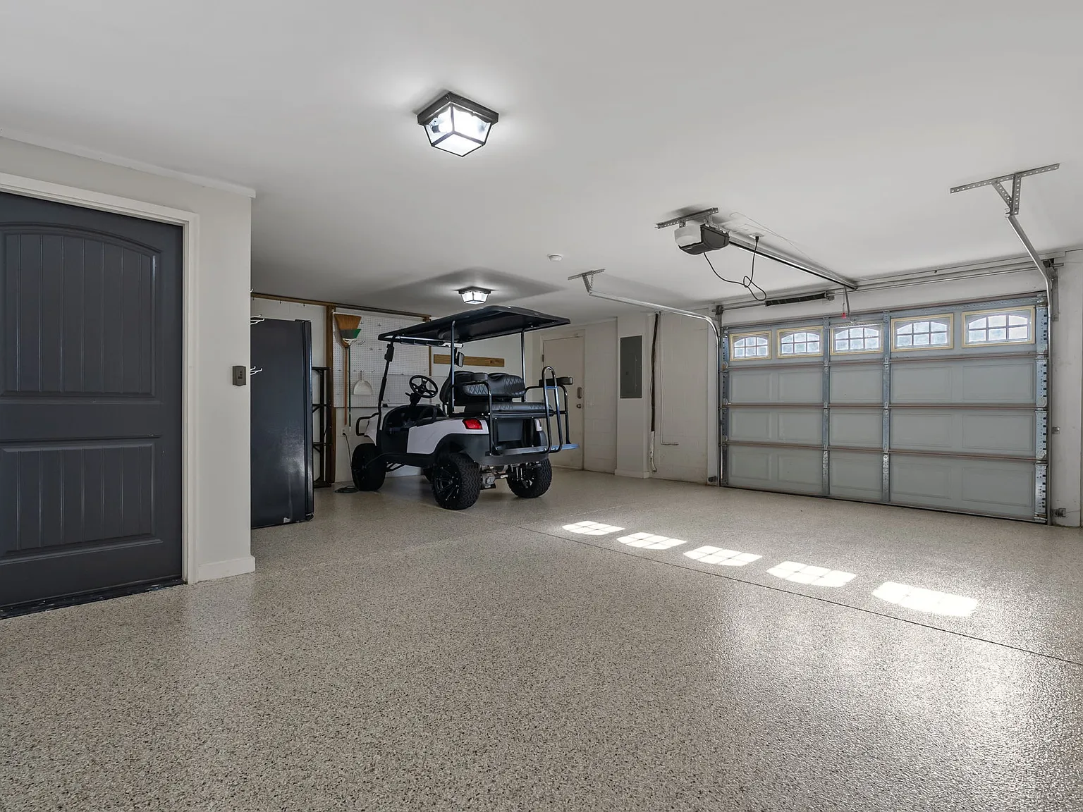 7 Hamilton Avenue - 7 — Photo 4