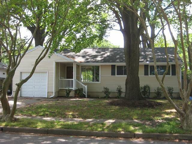 1st image of 1309 Pineview Ave