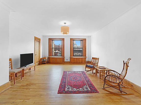 2nd image of 855 W End Ave APT 8A