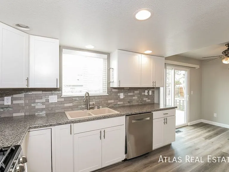 16969 E Stanford Pl — Photo 9