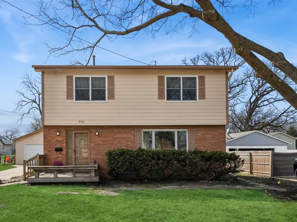 2906 39th St, Des Moines, IA 50310