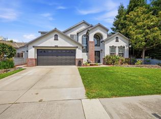 1371 Peregrine Dr, Gilroy, CA 95020