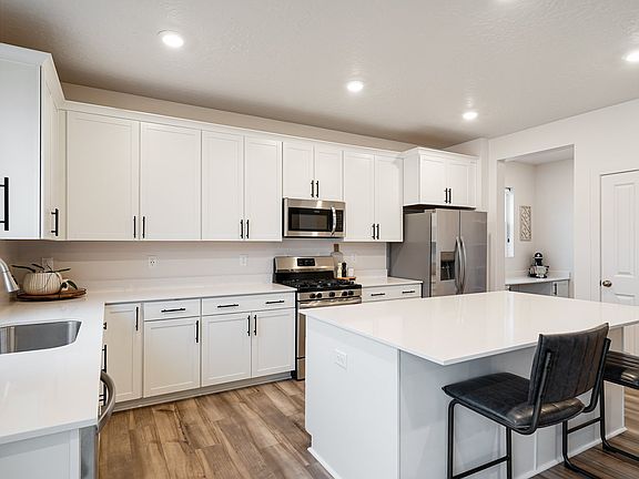 5th image of 2519 N Geranium Dr #245