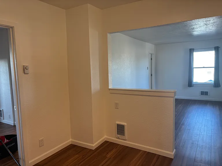 1725 S 35th St — Photo 5