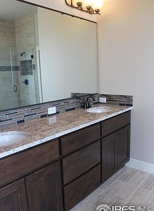 5th image of 545 Deer Meadow Dr