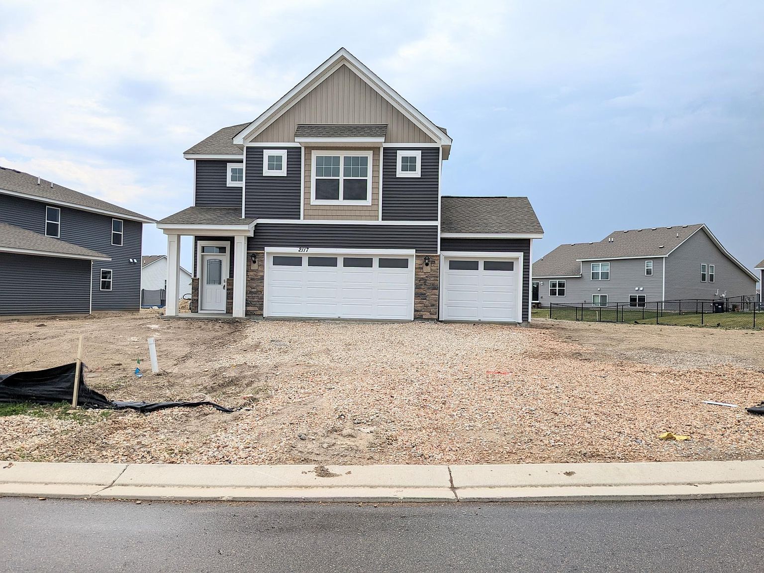 2117 Aloha Ave, Shakopee, MN 55379 Zillow