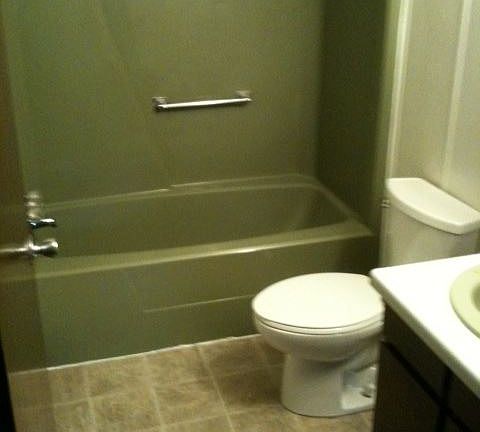5th image of 302 Lincoln St APT 1B*