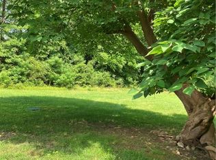 10228 Jamestown Rd, Ashland, VA 23005