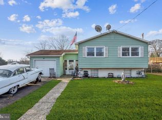 100 Garden Ave, Blackwood, NJ 08012