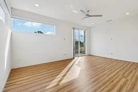 1166 Holly Ave #1 — Photo 13