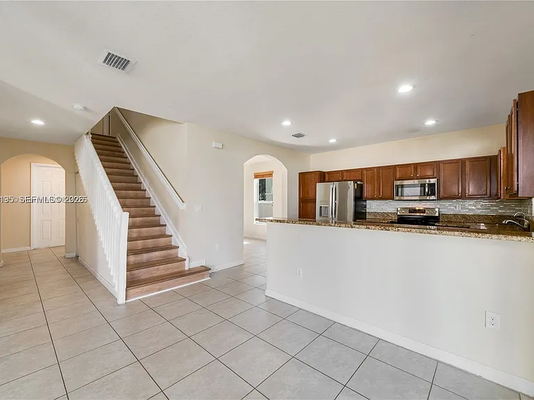 16946 SW 90th Terrace Cir — Photo 11