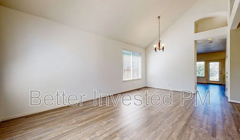 329 Hansbery Way — Photo 15