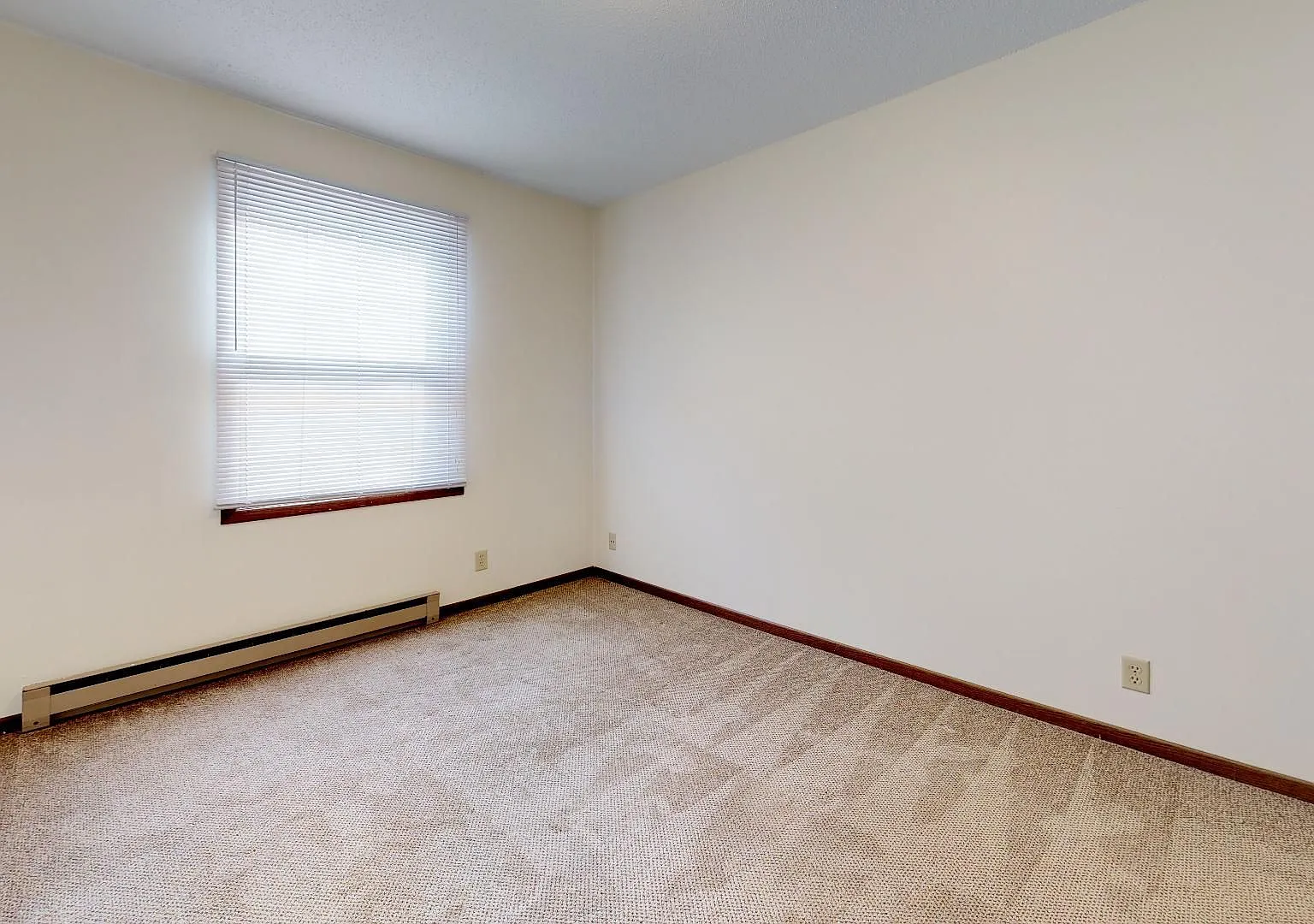 Grand Terrace Apartments (009) — Photo 3