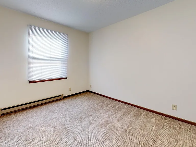 Grand Terrace Apartments (009) — Photo 3