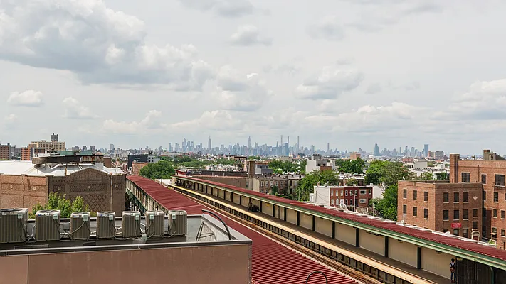 Rented by Nooklyn NYC LLC | media 27