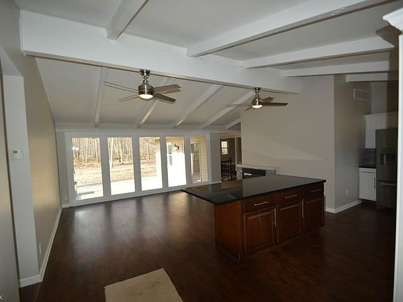 3rd image of 2538 Forest Pkwy