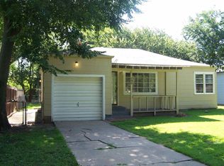 748 S Crestway St, Wichita, KS 67218