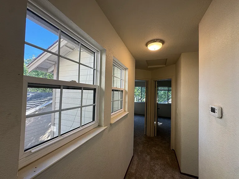 1870 Wembley Ct — Photo 20