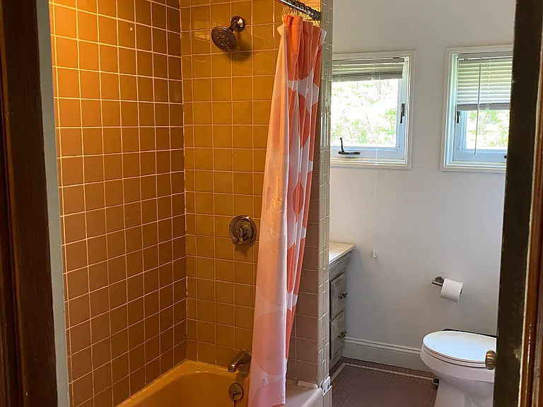 90 Chandler St — Photo 12