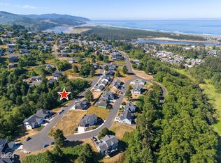 34 Lahaina Loop Rd, Pacific City, OR 97135