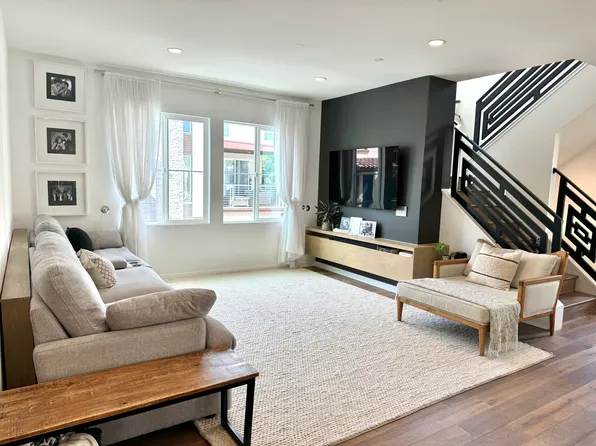 8335 Summit Way, San Diego, CA 92108
