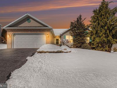 37 Blue Spruce Dr, Enola, PA, 17025