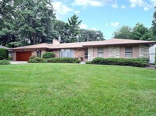 5228 W 56th St, Edina, MN 55436