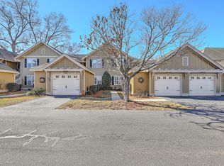5519 Colonial Chatsworth Cir, North Charleston, SC 29418