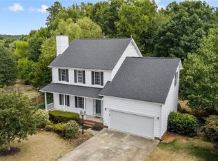 5201 Willow Ridge Dr, Summerfield, NC 27358