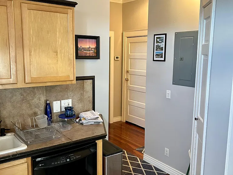 1530 N Gaylord St #2 — Photo 16