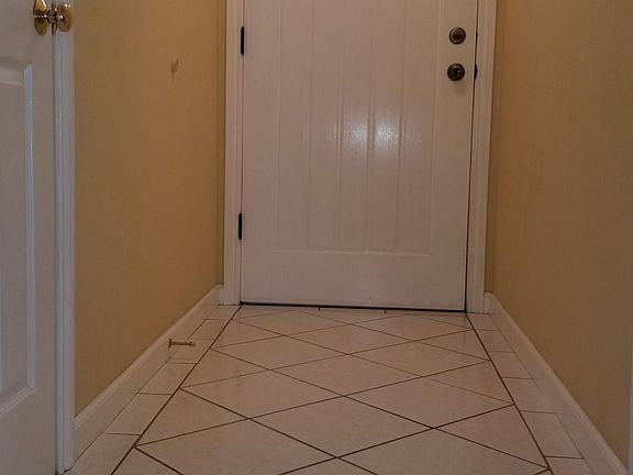 4th image of 2221 Homewood Dr