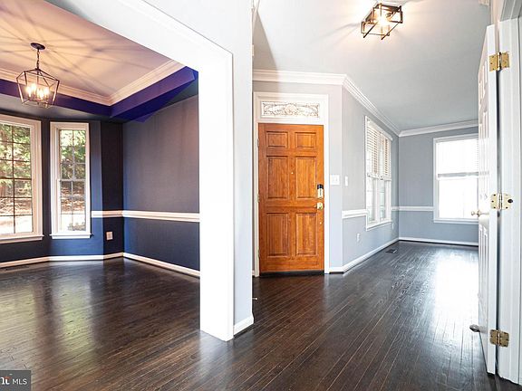 3rd image of 312 Little Quarry Rd