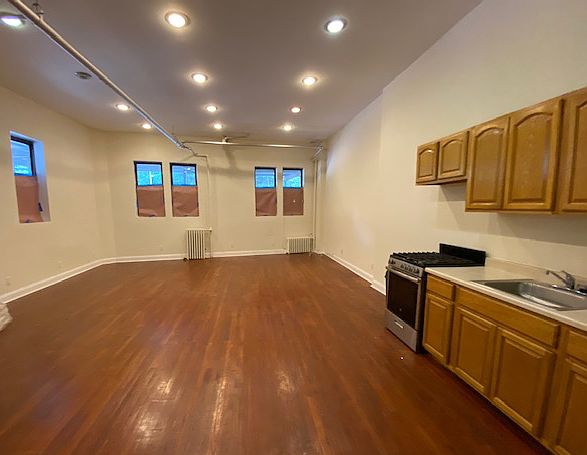 1st image of 242 Bradhurst Ave APT 5